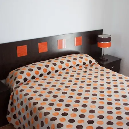 Muro, Juana & Charca Conil De La Frontera